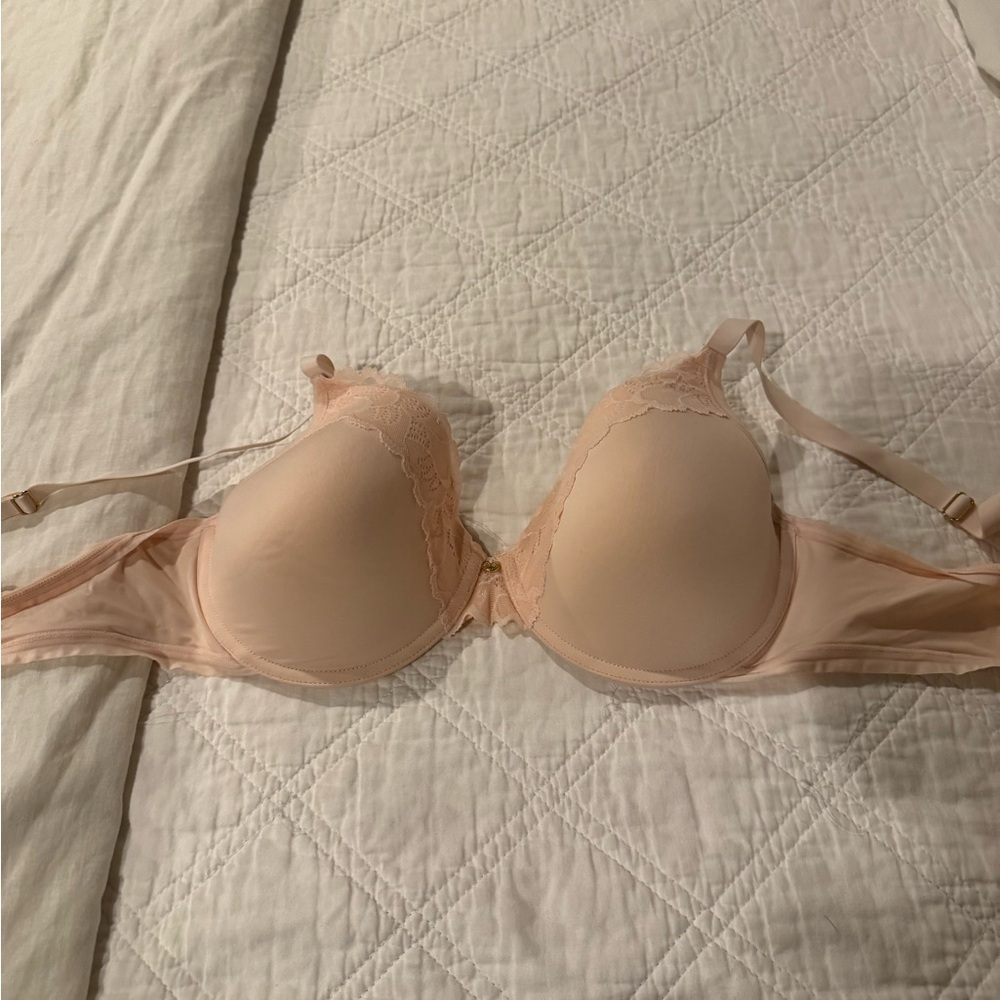 Natori Lace Trim Bra in Blush